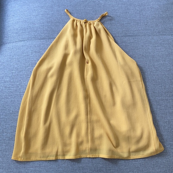 Abbeline Tanktop - Picture 2 of 2